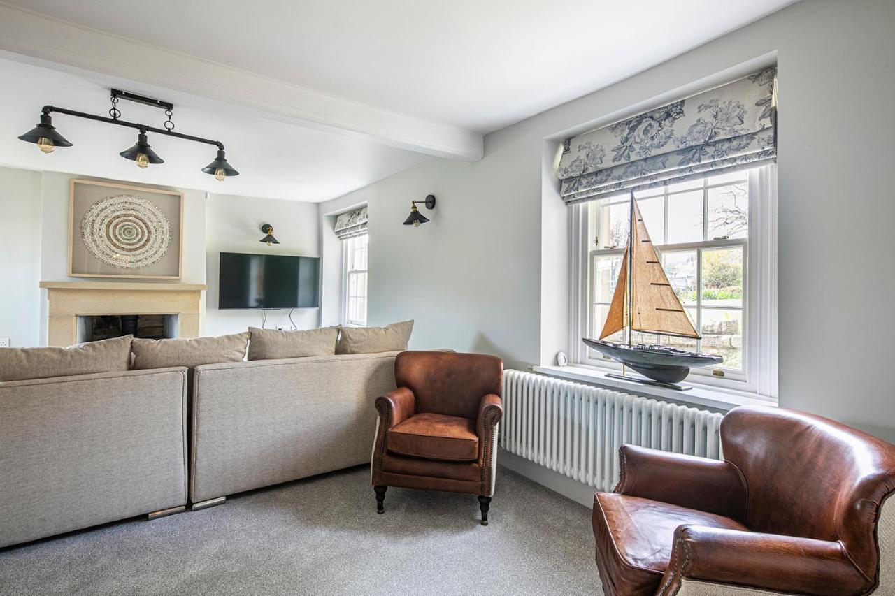 The Belle - A Lovingly Converted Grade II Listed Home From Home In Бэйквэлл Экстерьер фото